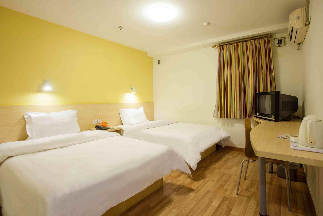 7Days Inn Shenzhen Long Hua Quarto foto